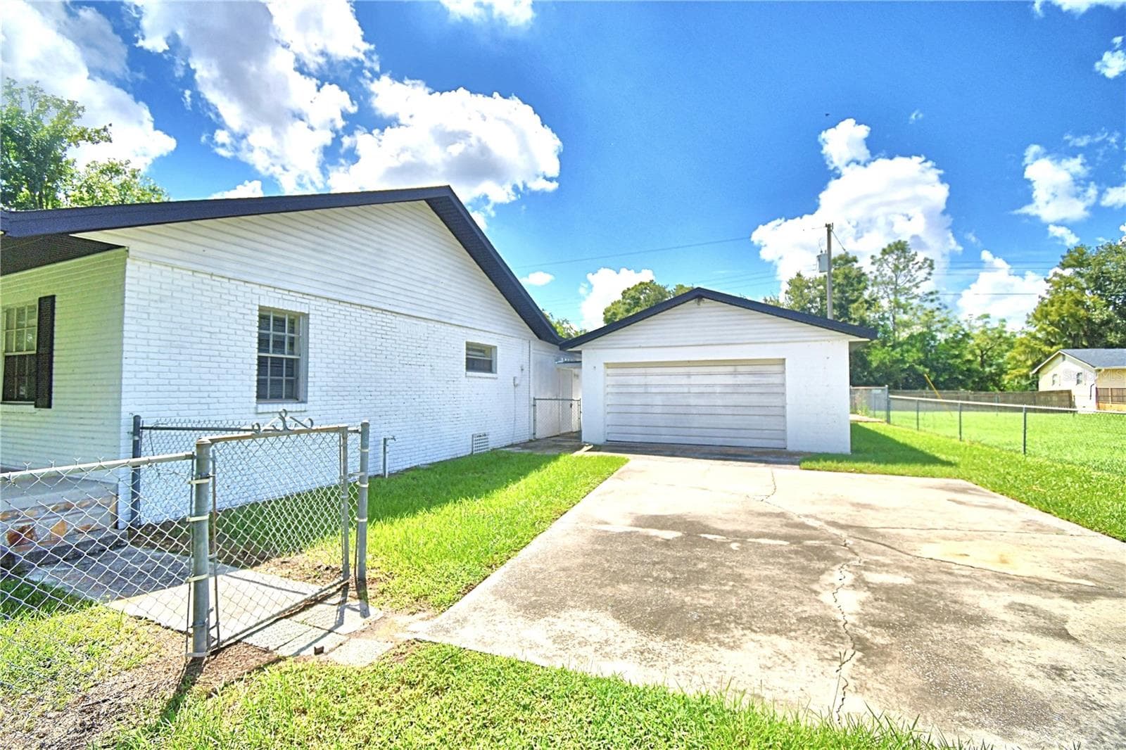 Single Family Residence at 3225 OAKLAND RD N, LAKELAND, photo 4 of 64