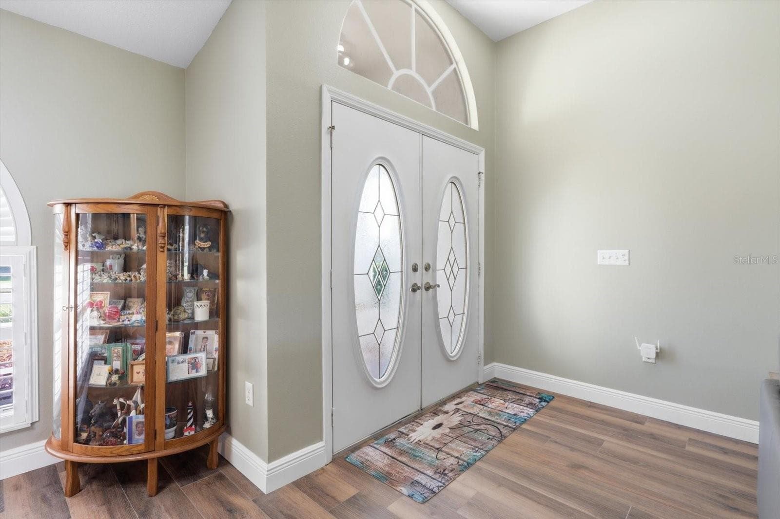 Single Family Residence at 14012 PULLMAN DR, SPRING HILL, photo 4 of 30