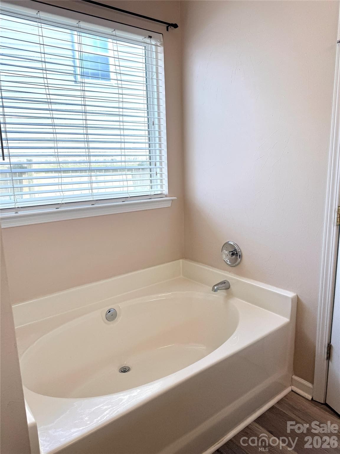 Single Family Residence at 10323 Green Hedge Avenue, Charlotte, photo 20 of 35