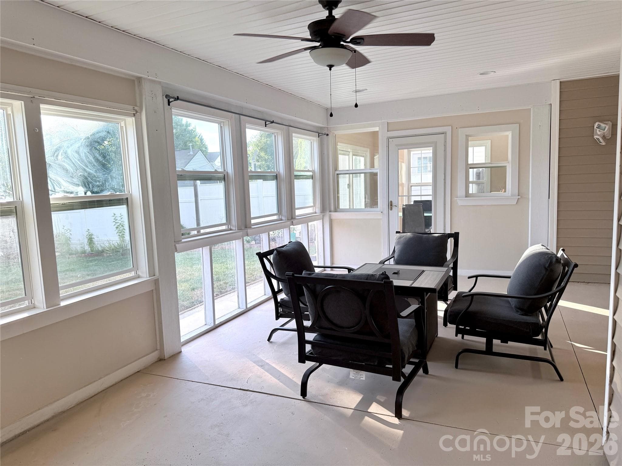Single Family Residence at 10323 Green Hedge Avenue, Charlotte, photo 29 of 35