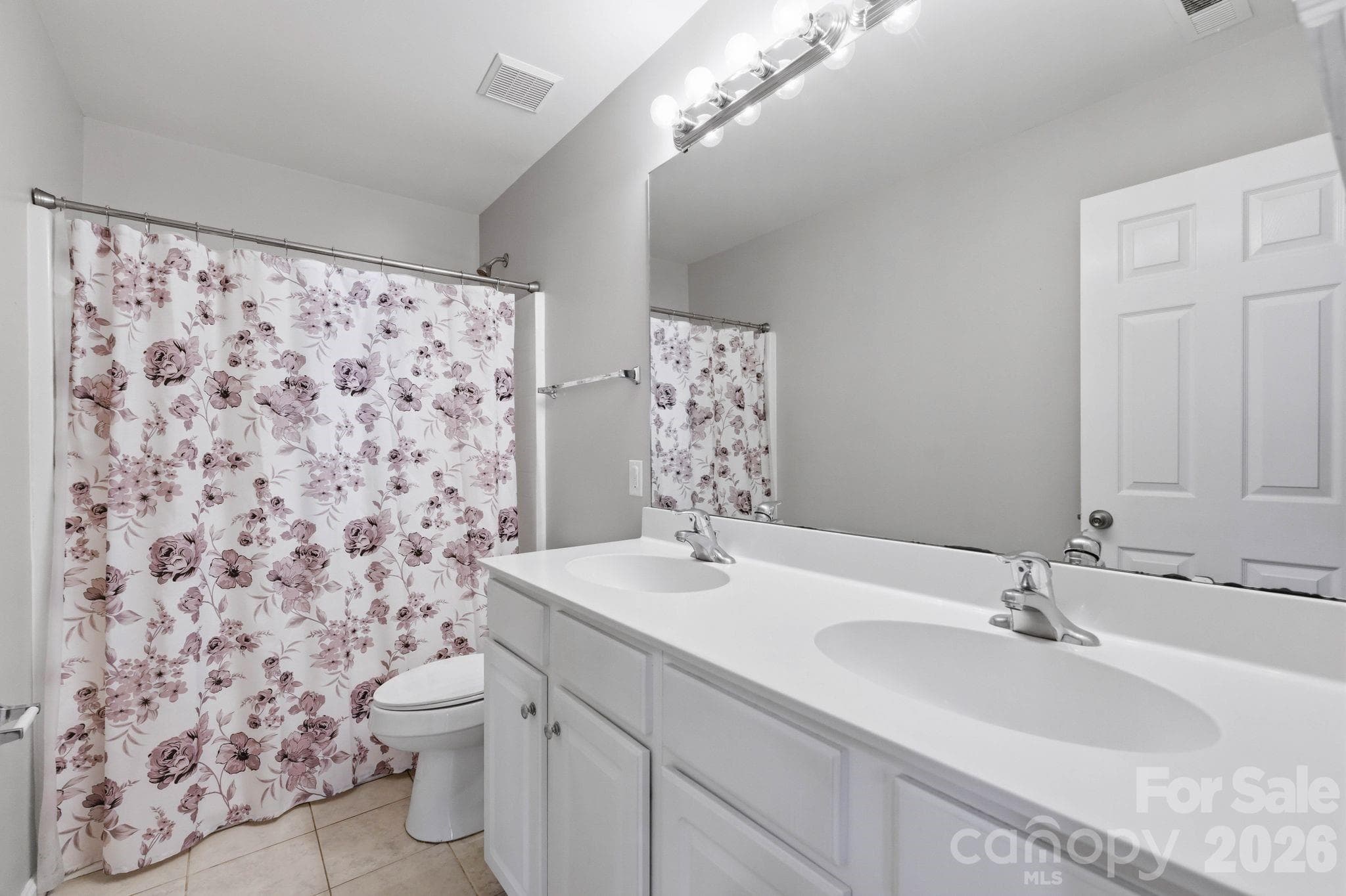Single Family Residence at 11239 Cypress View Drive, Charlotte, photo 24 of 27