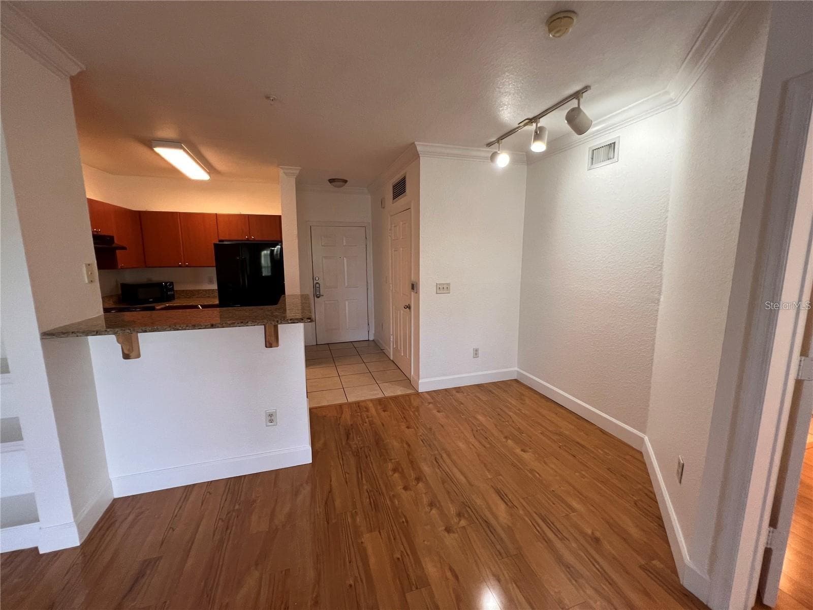 Condominium at 304 E SOUTH ST #5020, ORLANDO, photo 4 of 19