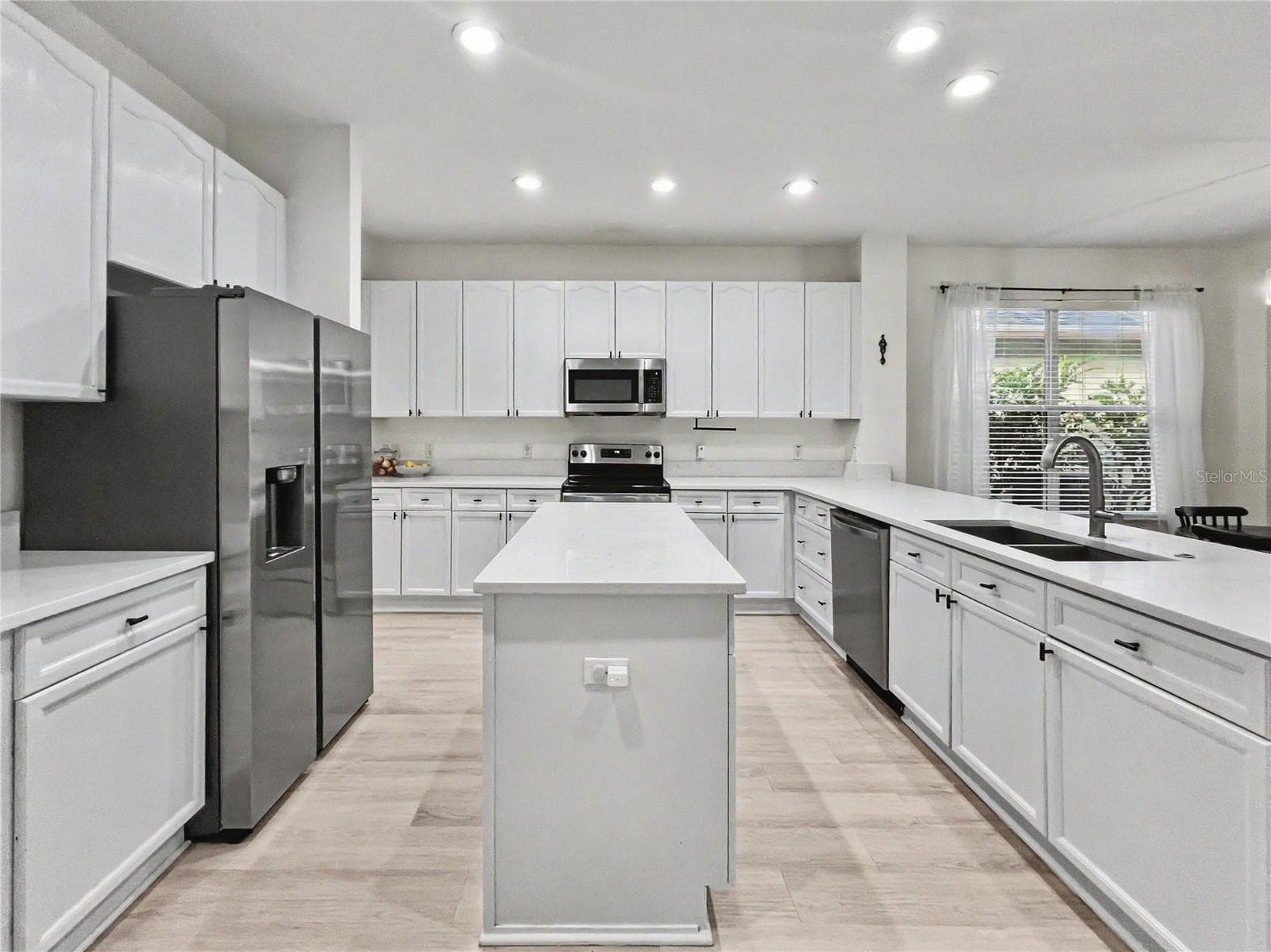 Single Family Residence at 12909 CRAGSIDE LN, WINDERMERE, photo 11 of 38