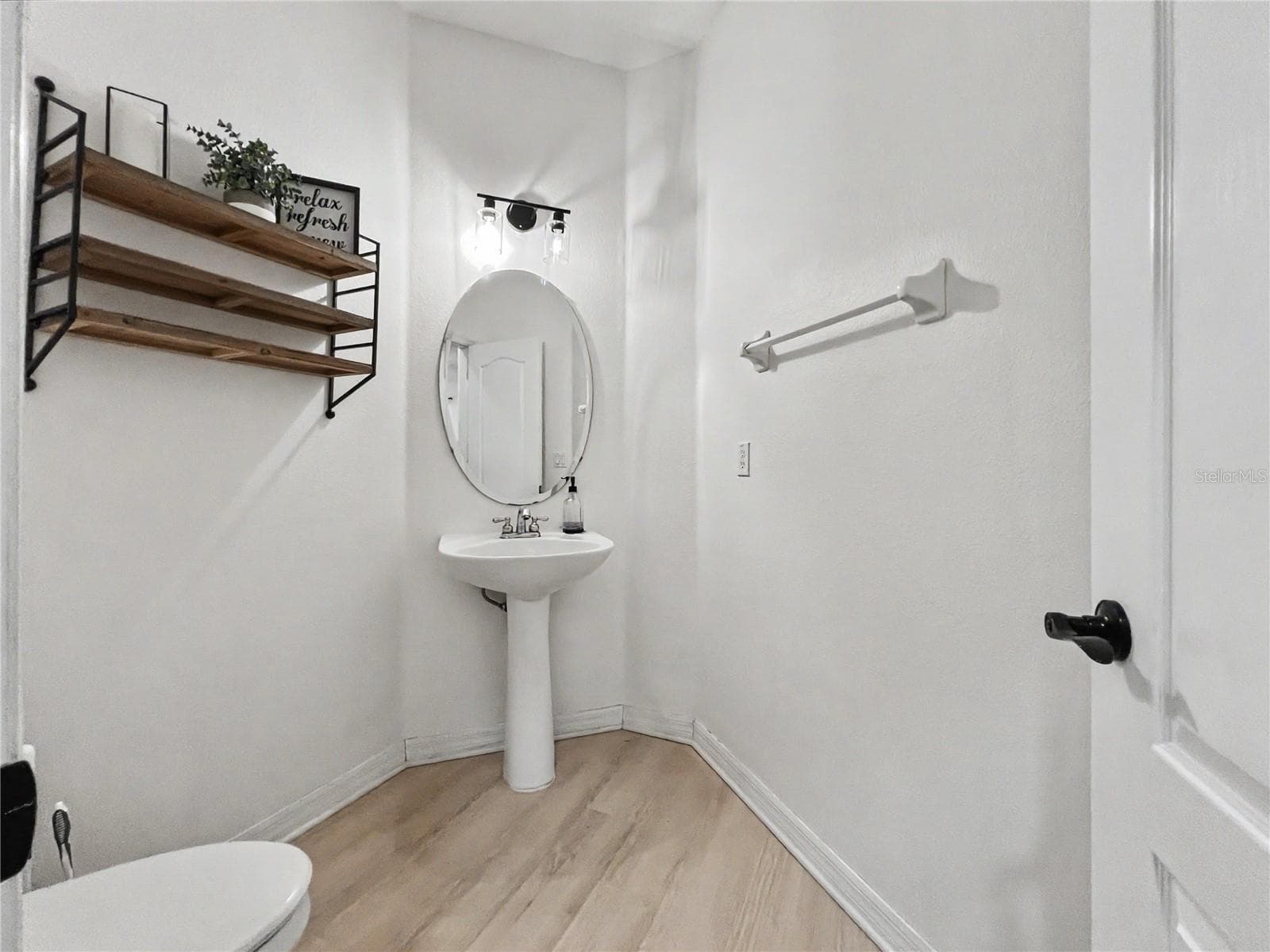 Single Family Residence at 12909 CRAGSIDE LN, WINDERMERE, photo 18 of 38