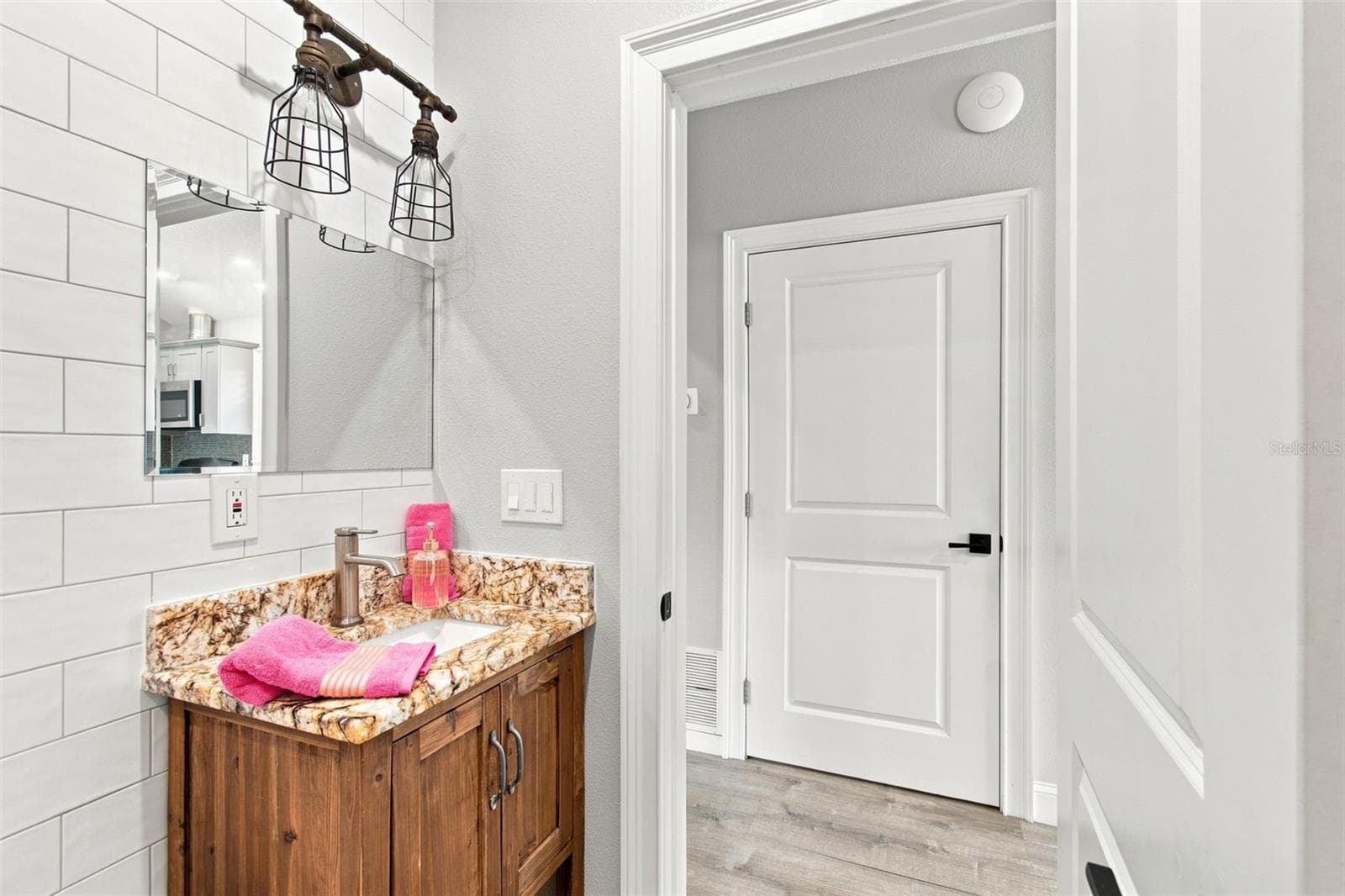 GUEST COTTAGE VANITY - 14122 CHESTERFIELD TRL, HUDSON