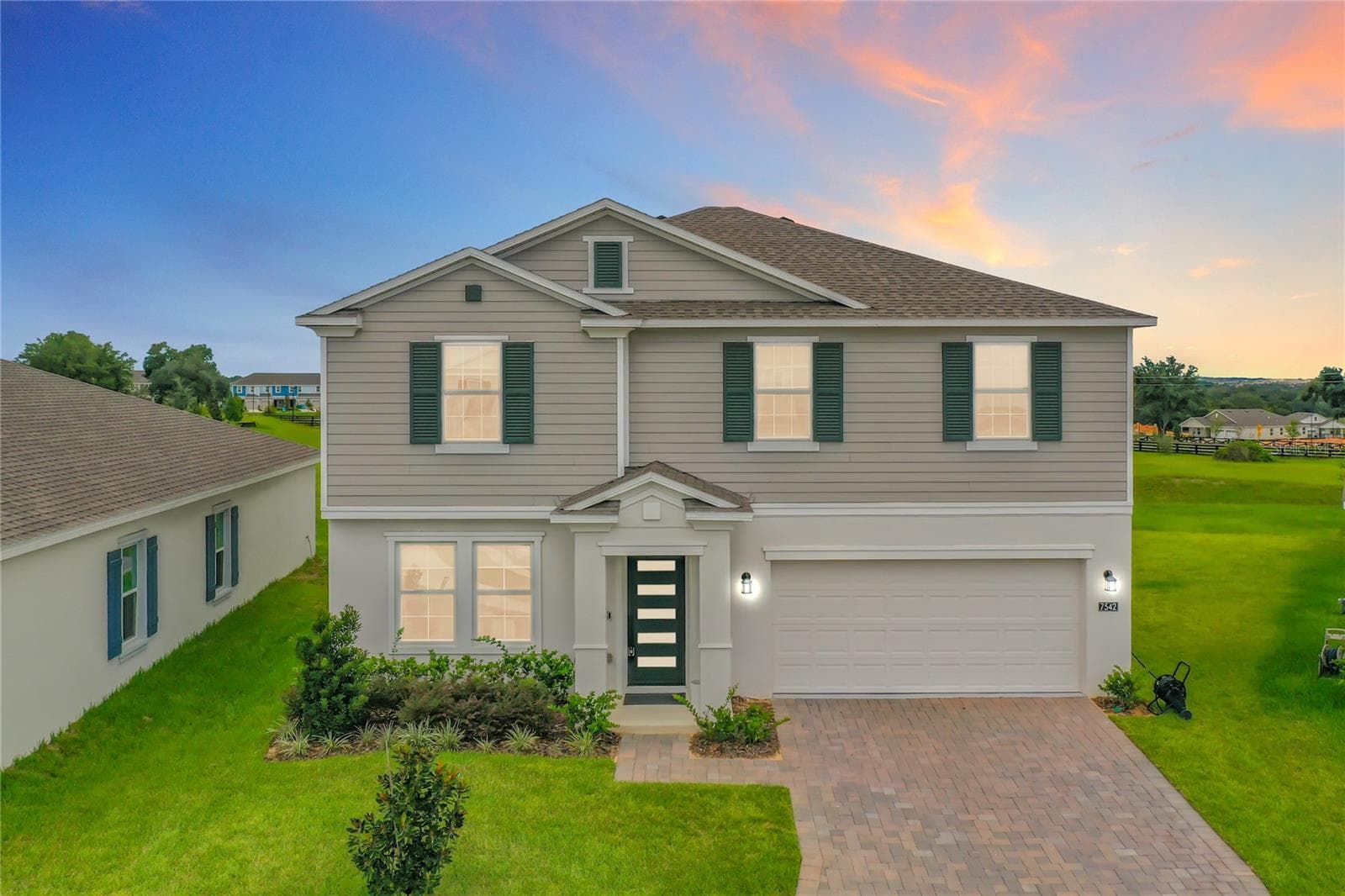 Single Family Residence at 7542 HEADWATERS CT, GROVELAND