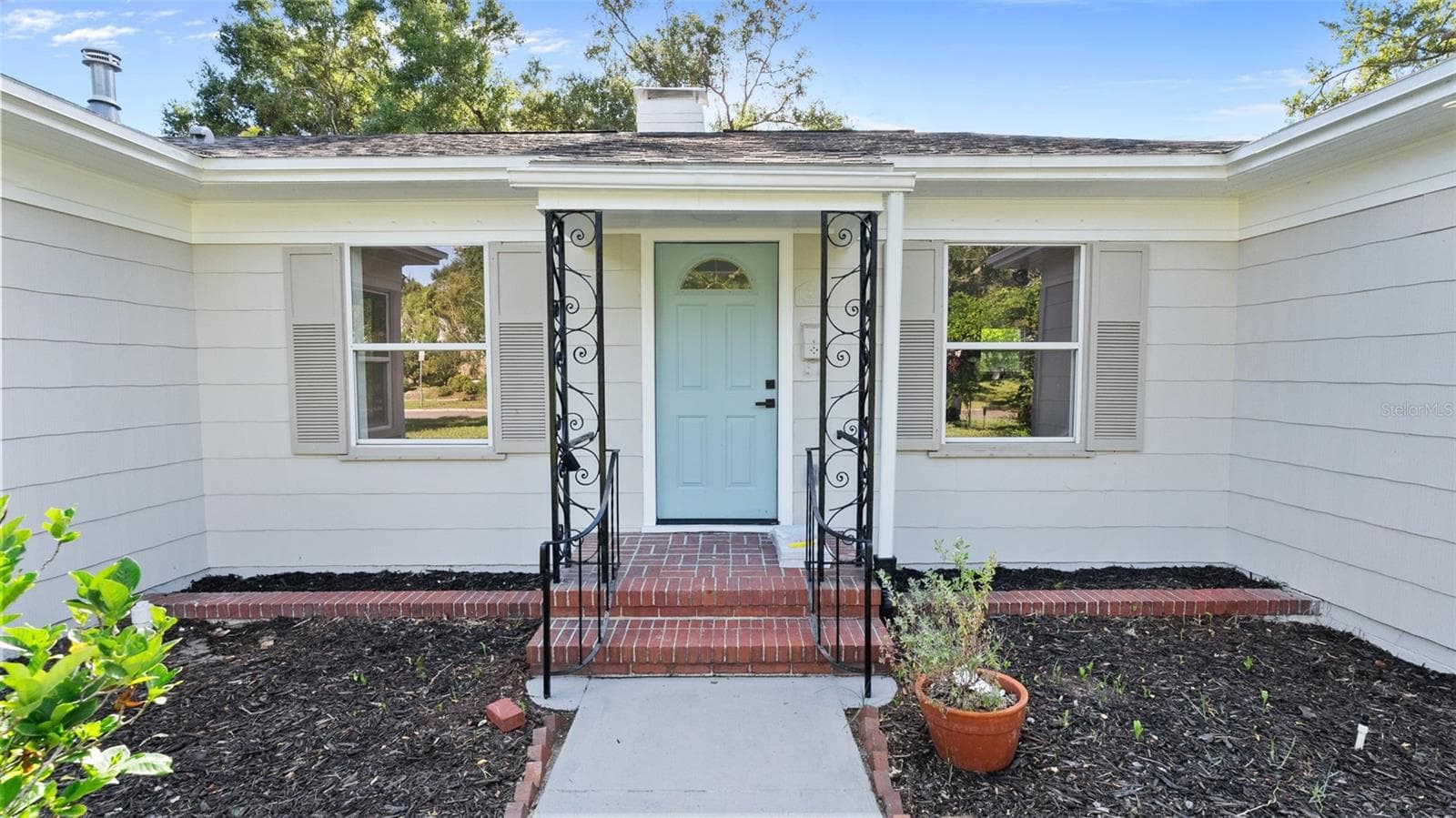 Single Family Residence at 408 ORANGEVIEW AVE, CLEARWATER, photo 19 of 34
