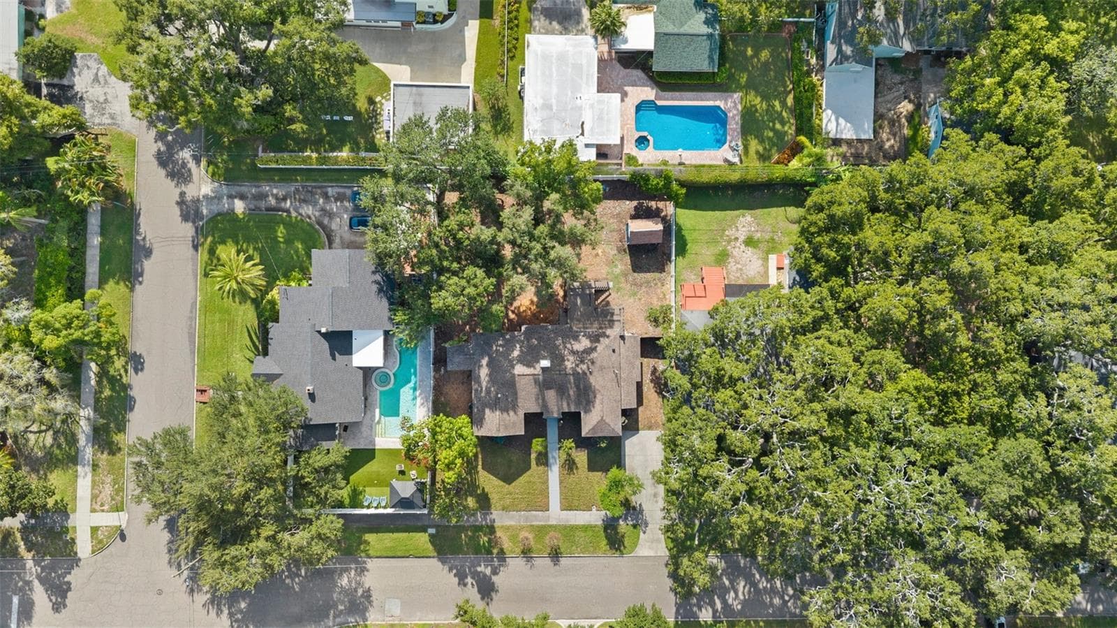 Single Family Residence at 408 ORANGEVIEW AVE, CLEARWATER, photo 28 of 34