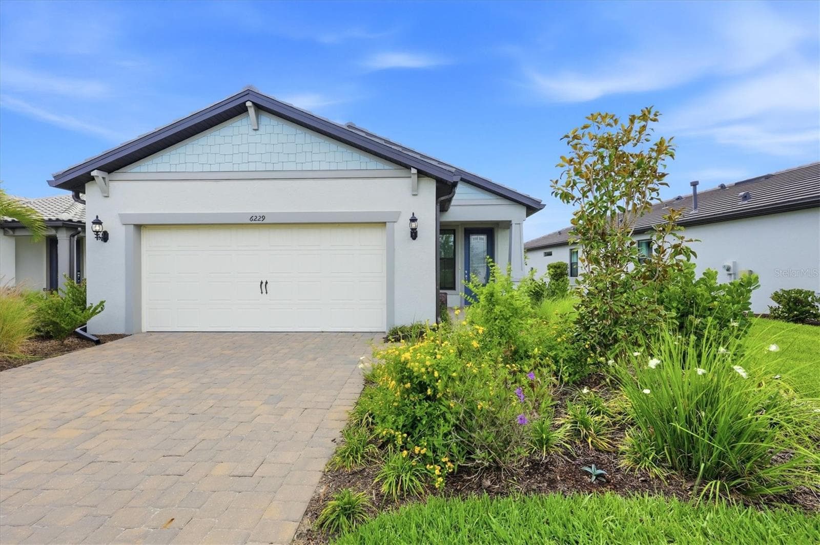 Single Family Residence at 6229 FISH EAGLE CT, NOKOMIS, photo 5 of 85
