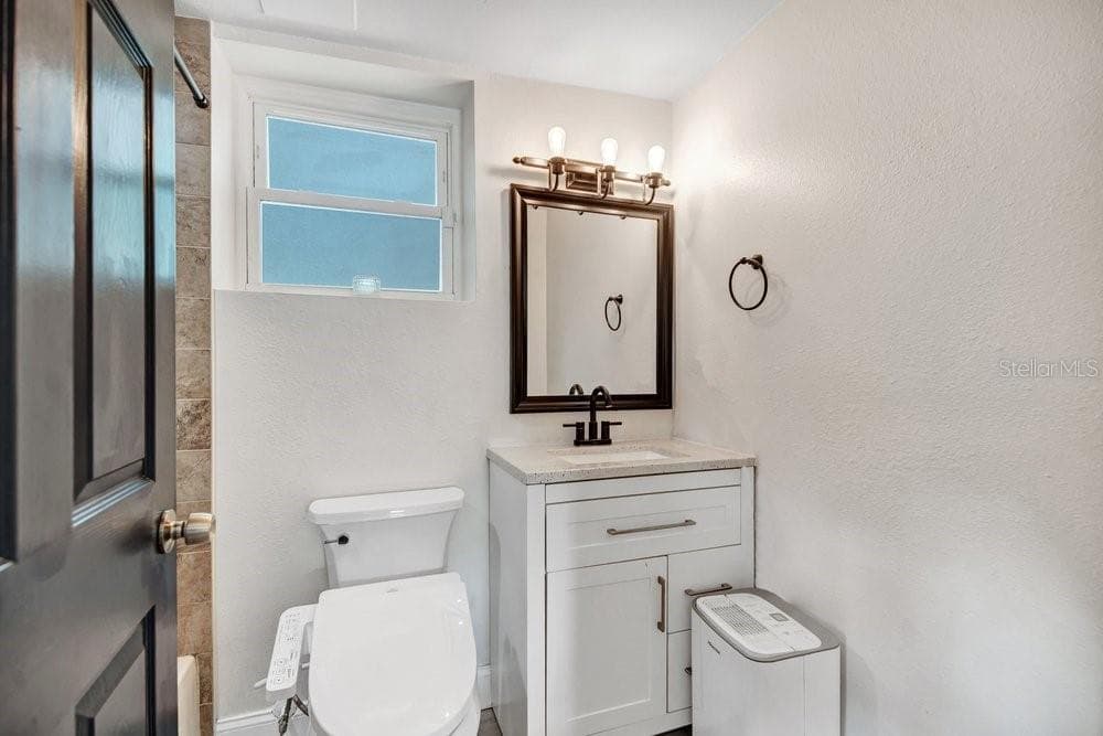 Primary Bath - 2829 LAKE MARGARET DR, ORLANDO
