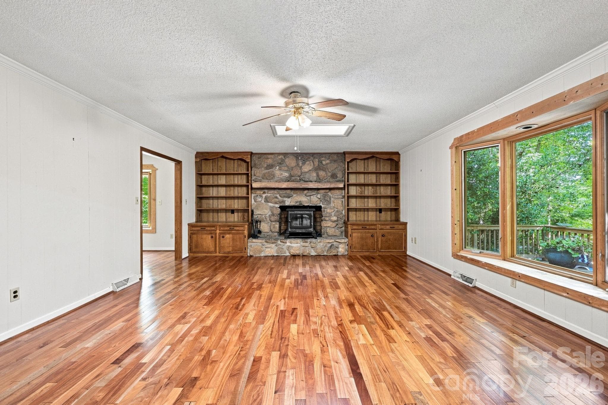 Great Room with Woodburning Fireplace - 19317 Davidson Concord Road, Davidson