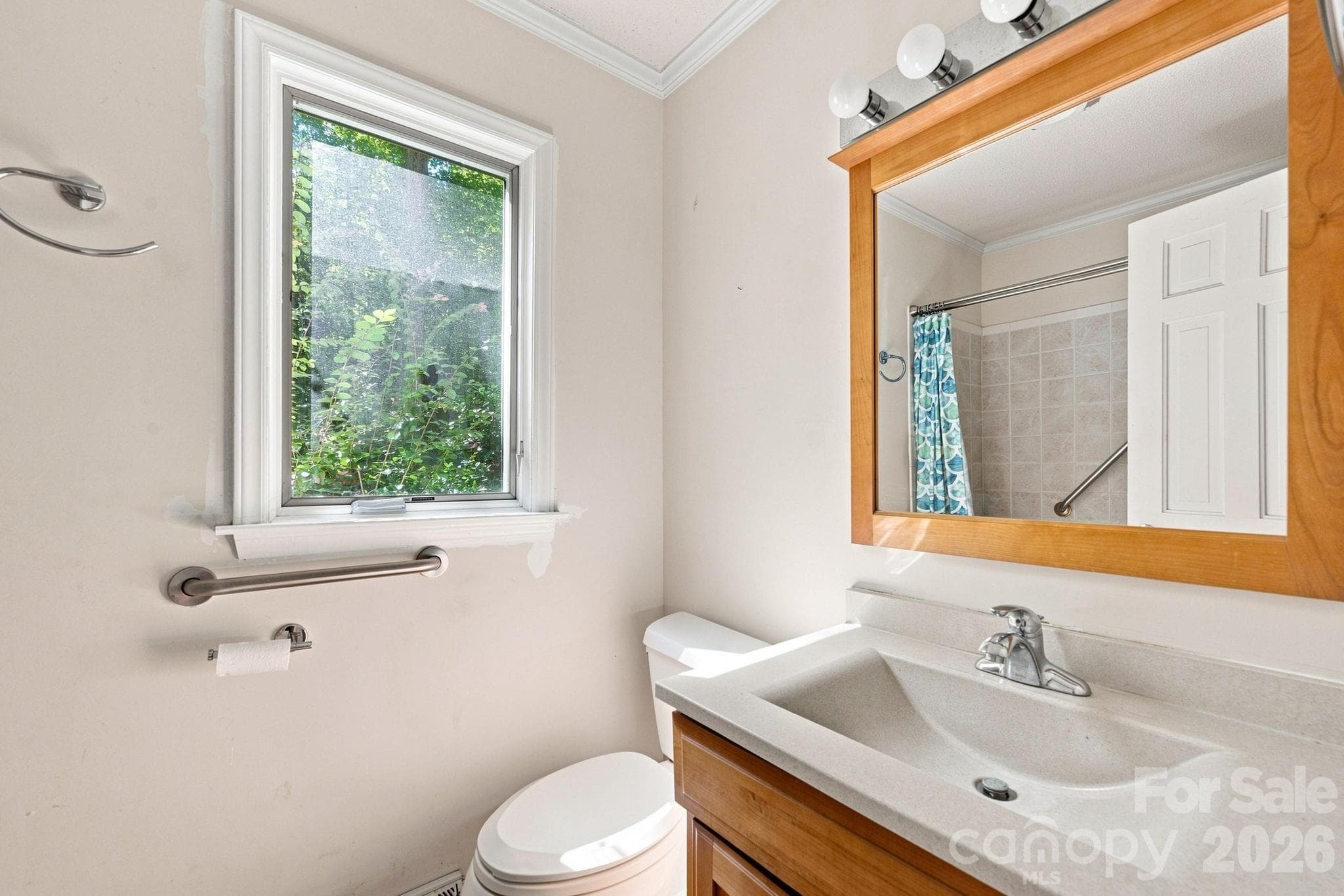 Primary Full Bath - 19317 Davidson Concord Road, Davidson