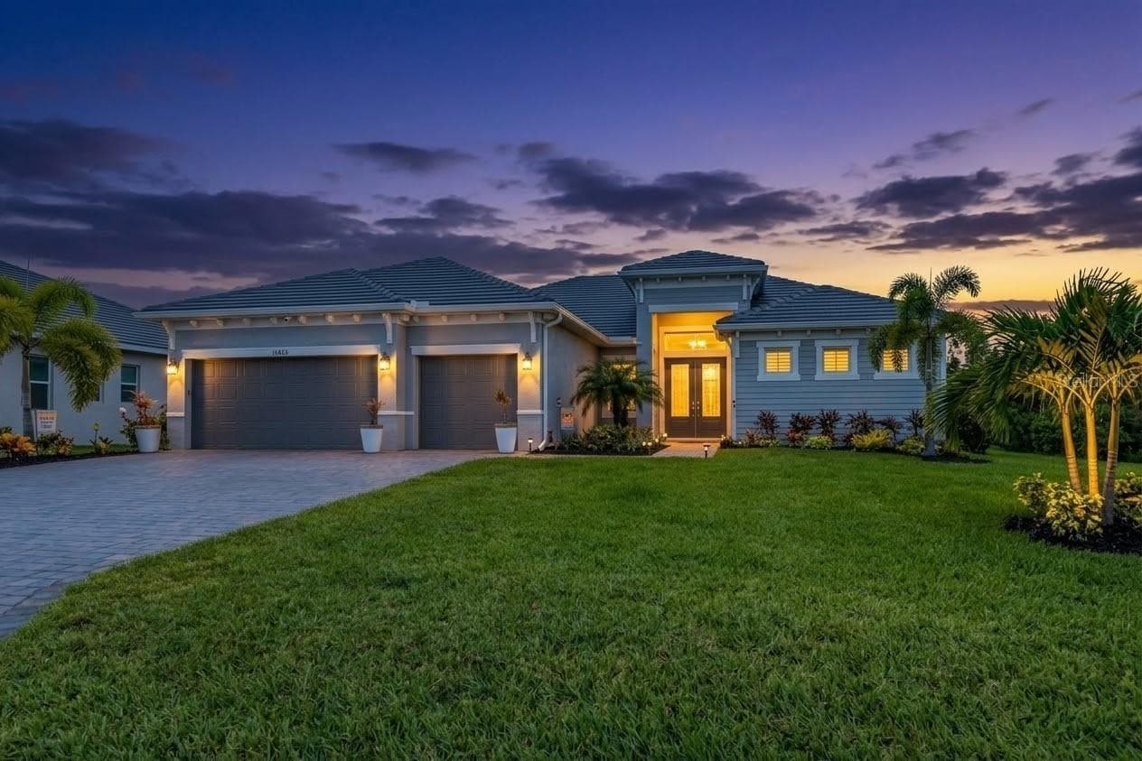 Dusk - 15494 HACKBERRY CT, PUNTA GORDA