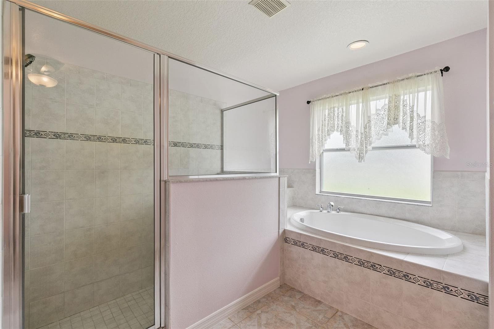 Primary bathroom - 19532 SHELDON ST, ORLANDO