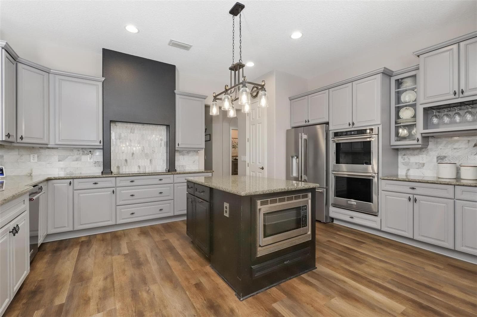 Single Family Residence at 2600 WINNEMISSETT OAKS DR, DELAND, photo 18 of 92