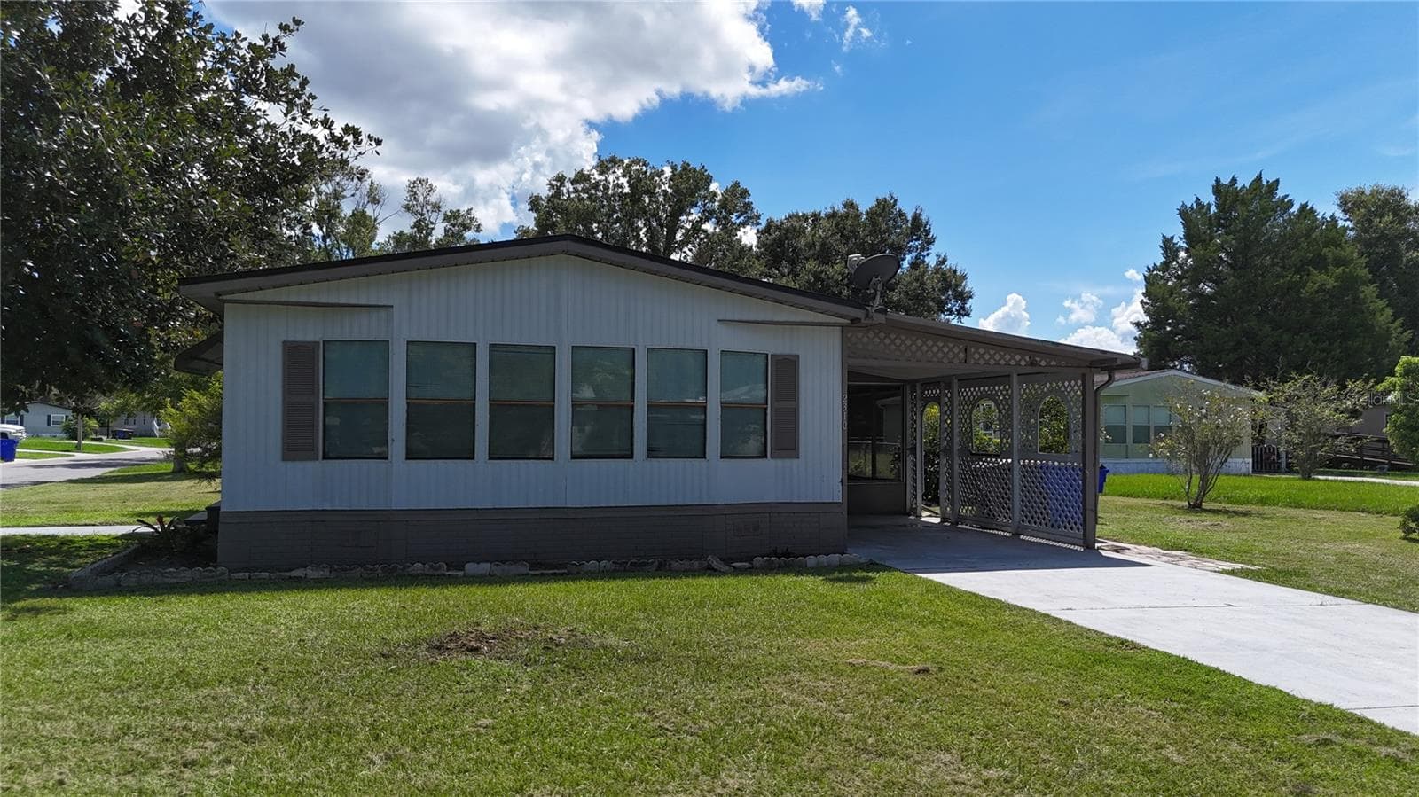 Manufactured Home at 2310 LAKOTA LN, ST CLOUD, photo 2 of 35