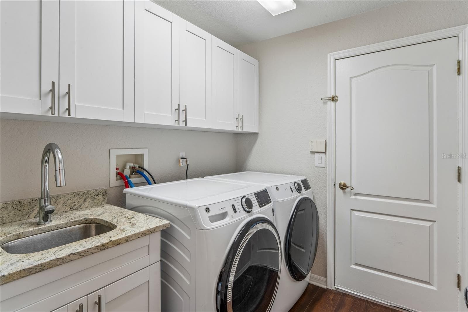 Laundry room - 23218 CYPRESS TRAIL DR, LUTZ