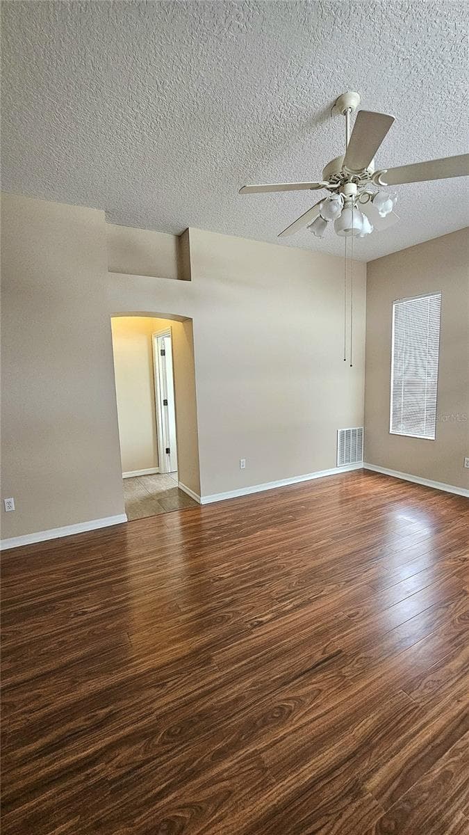 Bedroom Of Guest Area - 730 SAN MARINO DR, THE VILLAGES