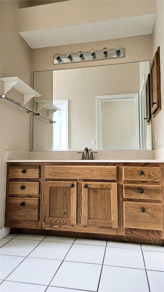 Guest Area Full Bath - 730 SAN MARINO DR, THE VILLAGES