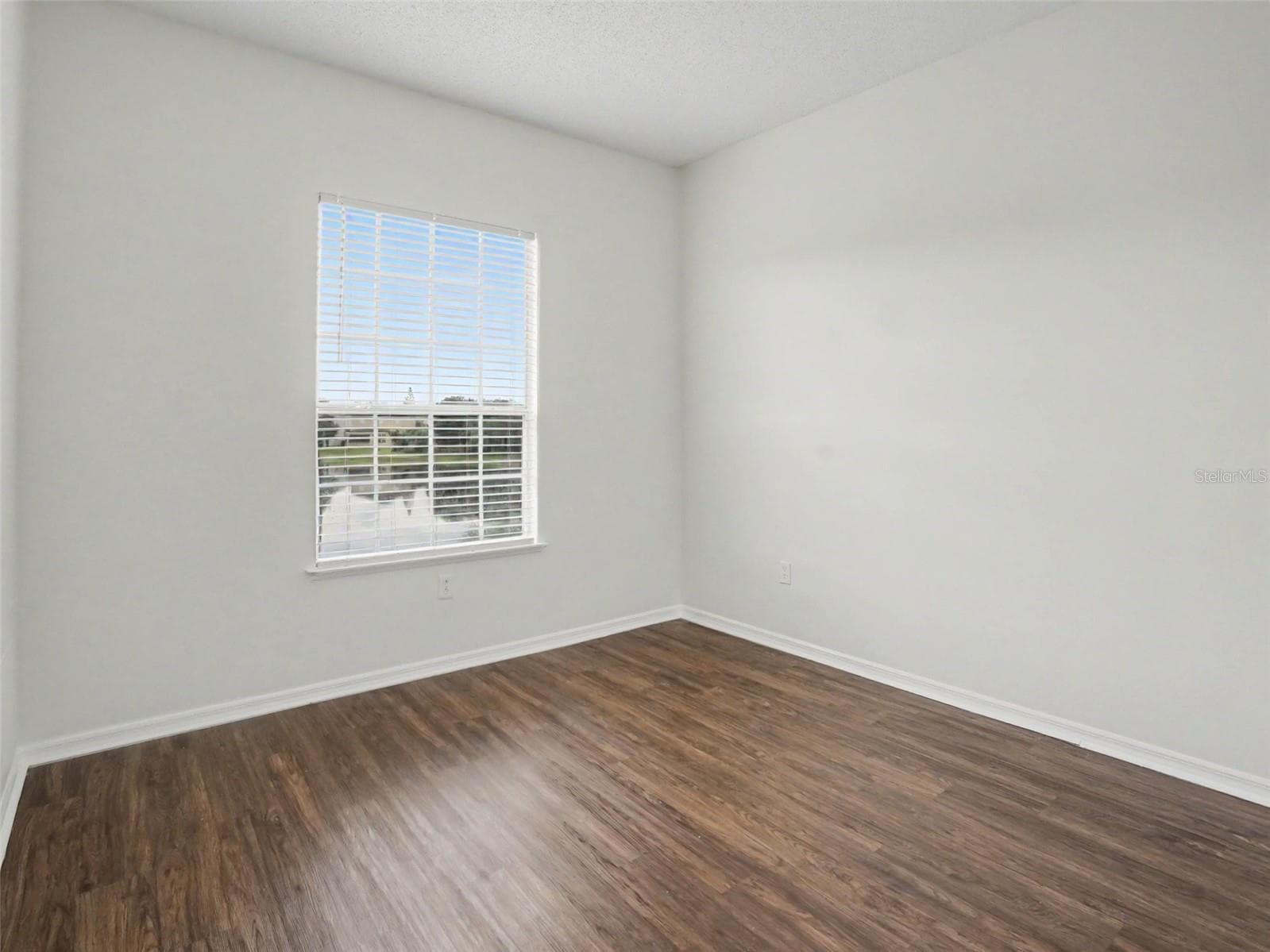 Single Family Residence at 2220 SAND ARBOR CIR, ORLANDO, photo 12 of 31