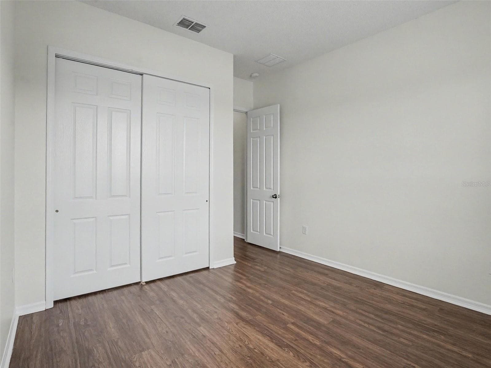 Single Family Residence at 2220 SAND ARBOR CIR, ORLANDO, photo 13 of 31