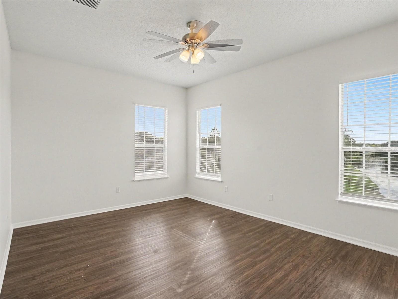 Single Family Residence at 2220 SAND ARBOR CIR, ORLANDO, photo 24 of 31