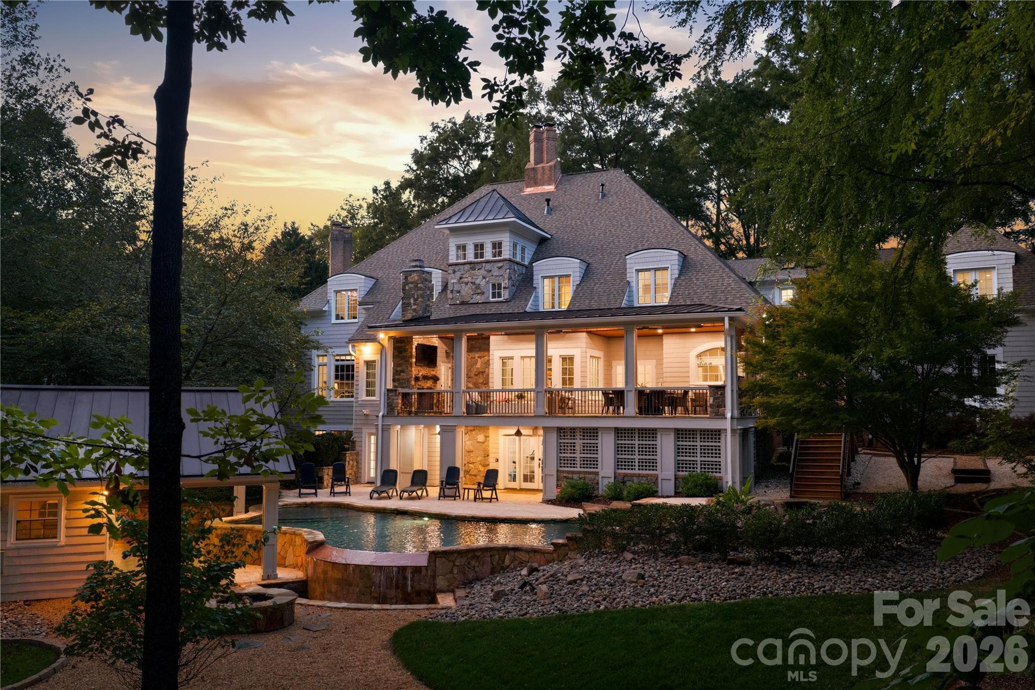 Single Family Residence at 6239 Sharon Hills Road, Charlotte, photo 4 of 48