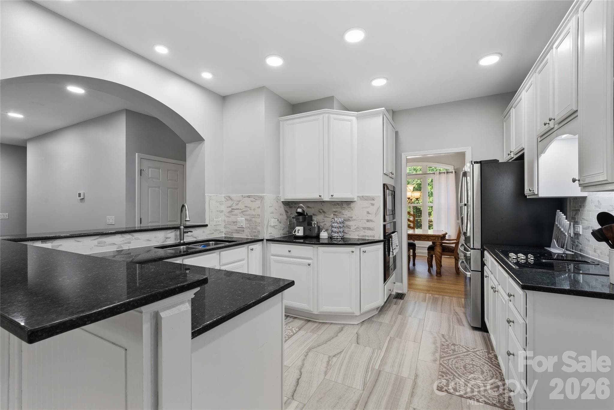 Single Family Residence at 2612 Albatross Lane, Matthews, photo 6 of 33