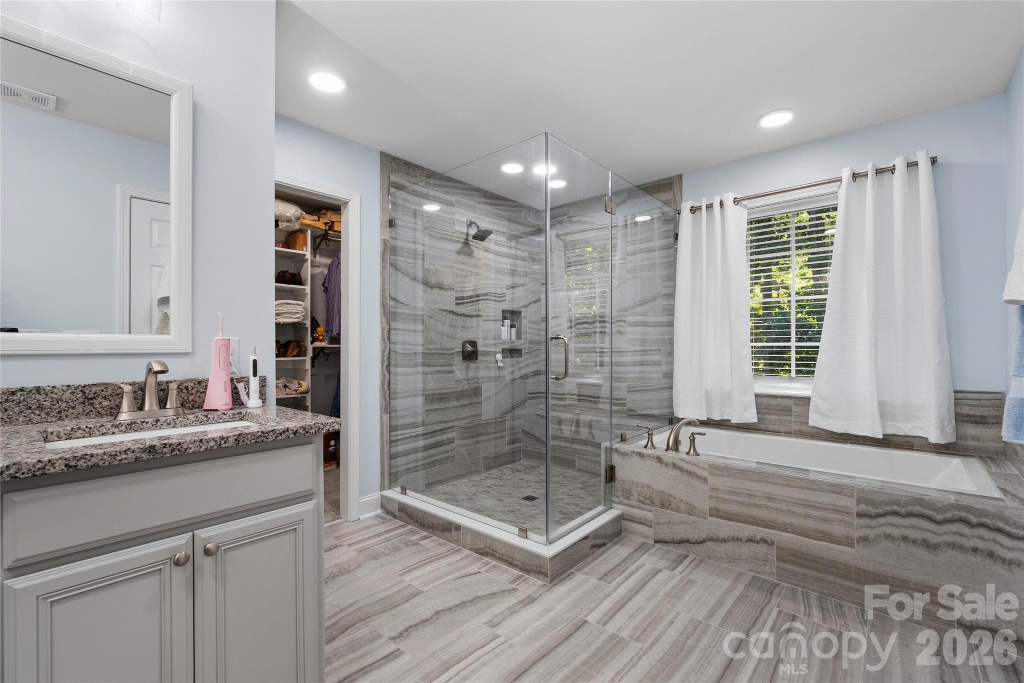 Single Family Residence at 2612 Albatross Lane, Matthews, photo 19 of 33