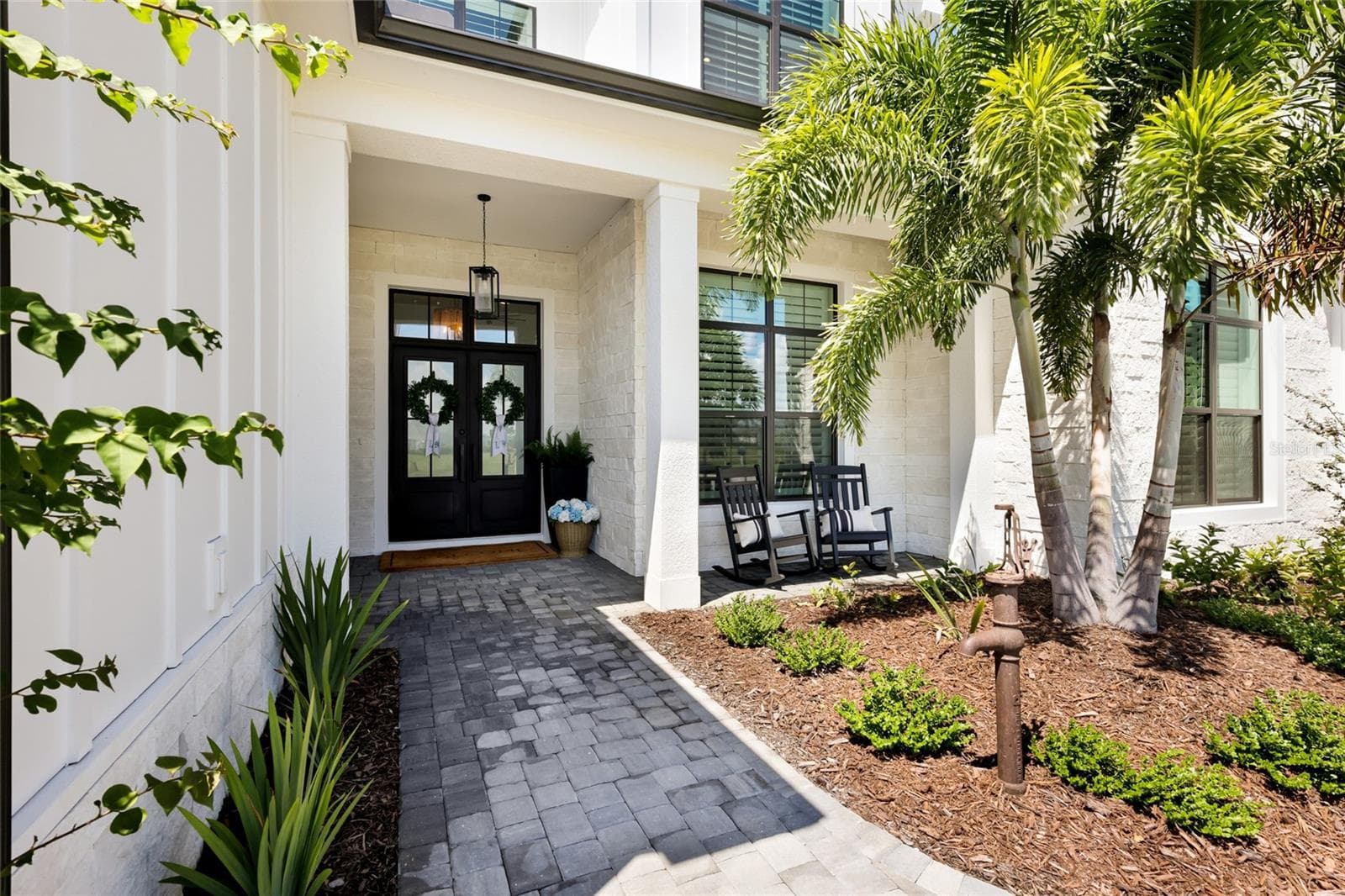 Iron entry doors - 17129 WATERWORKS TER, VENICE