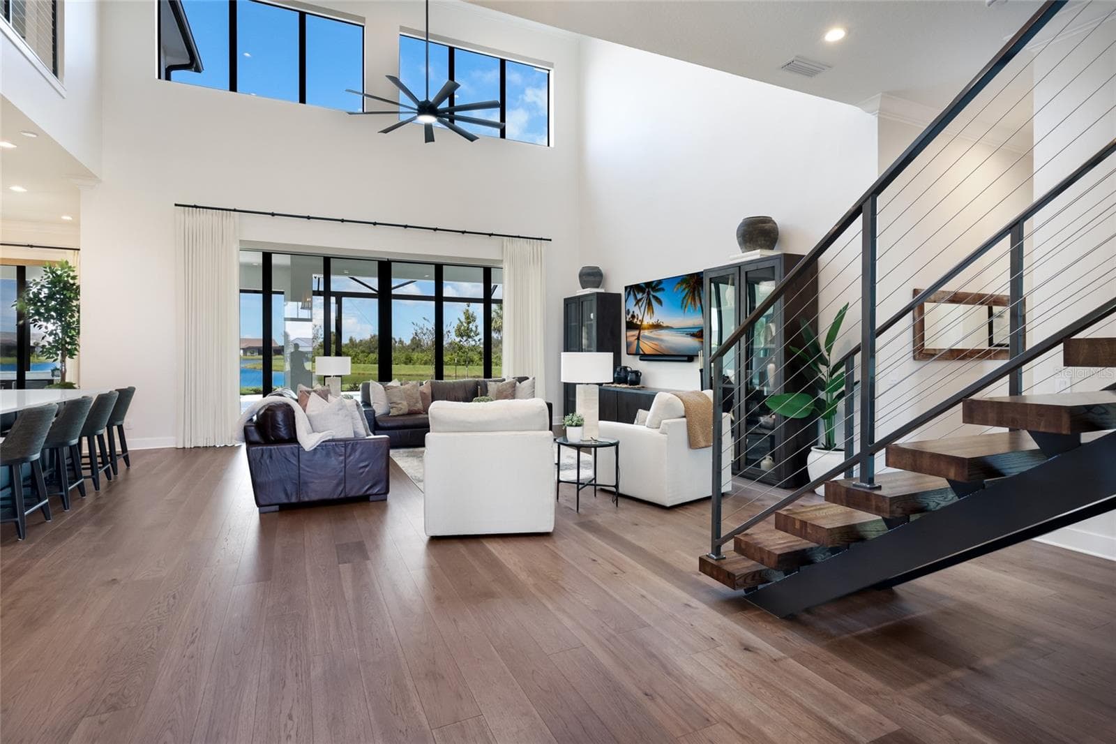 Single Family Residence at 17129 WATERWORKS TER, VENICE, photo 11 of 92