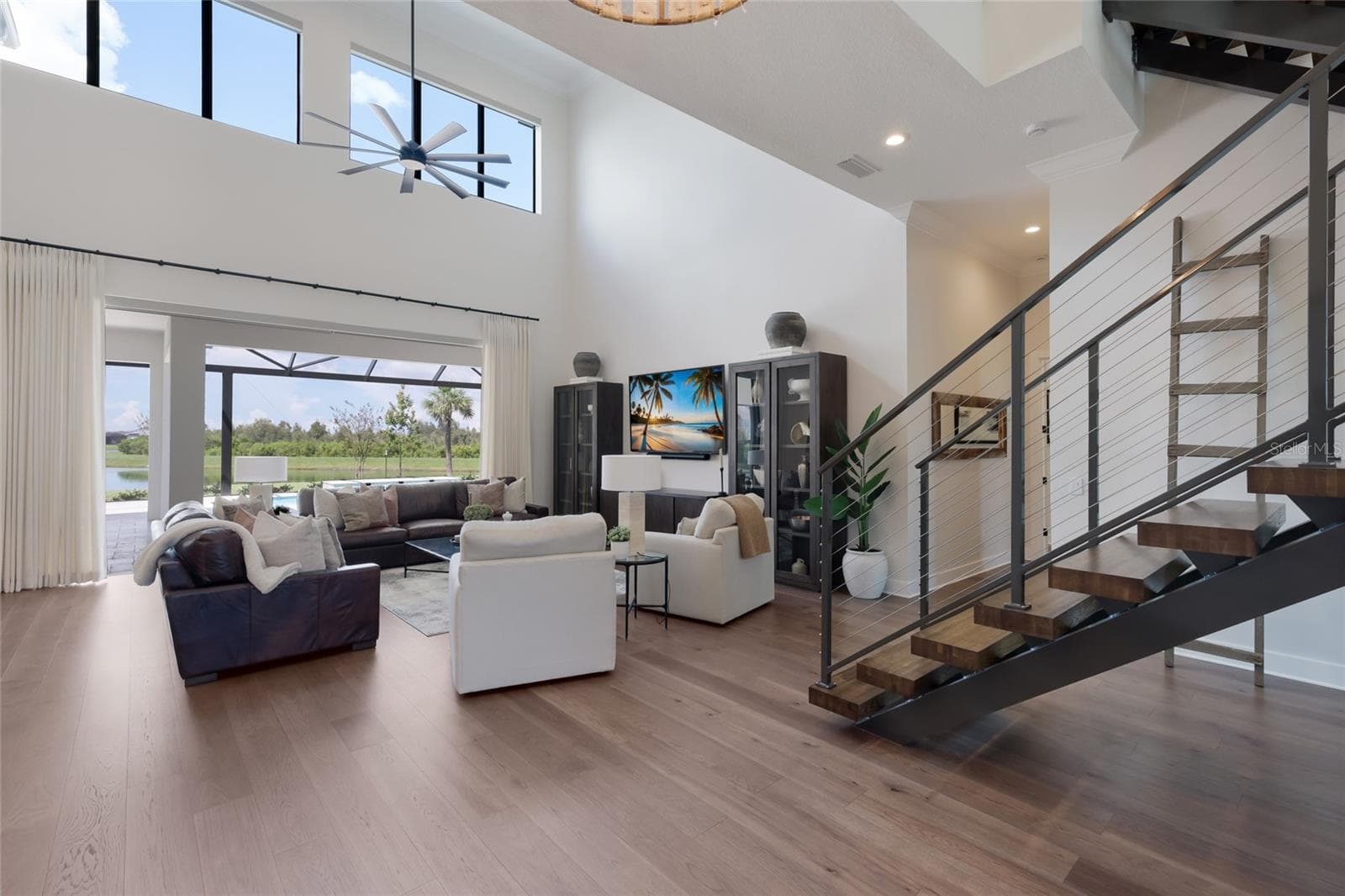 Single Family Residence at 17129 WATERWORKS TER, VENICE, photo 17 of 92