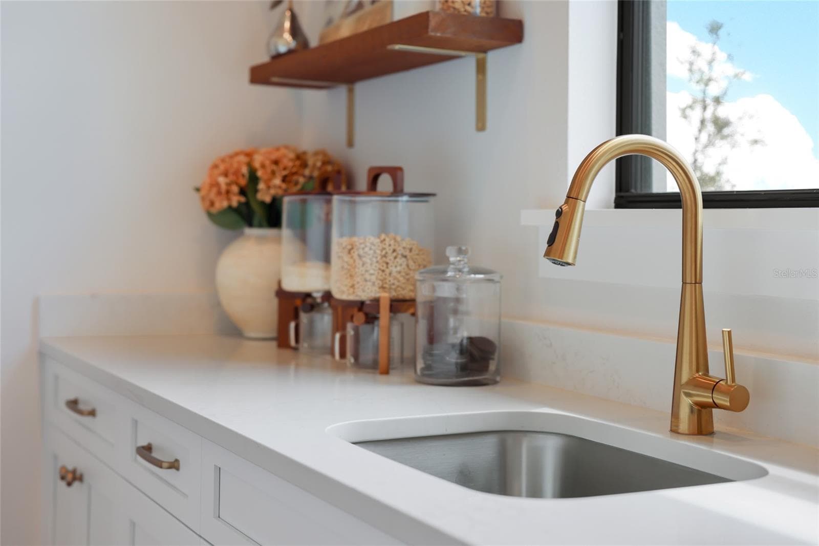 Prep kitchen - 17129 WATERWORKS TER, VENICE