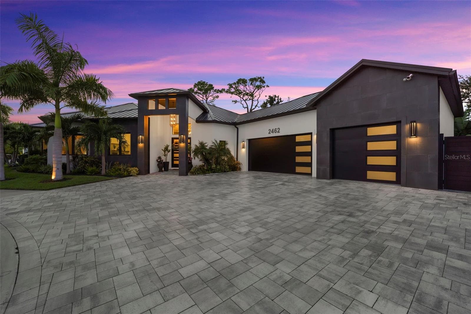 Single Family Residence at 2462 MISSARA LN, SARASOTA, photo 2 of 84