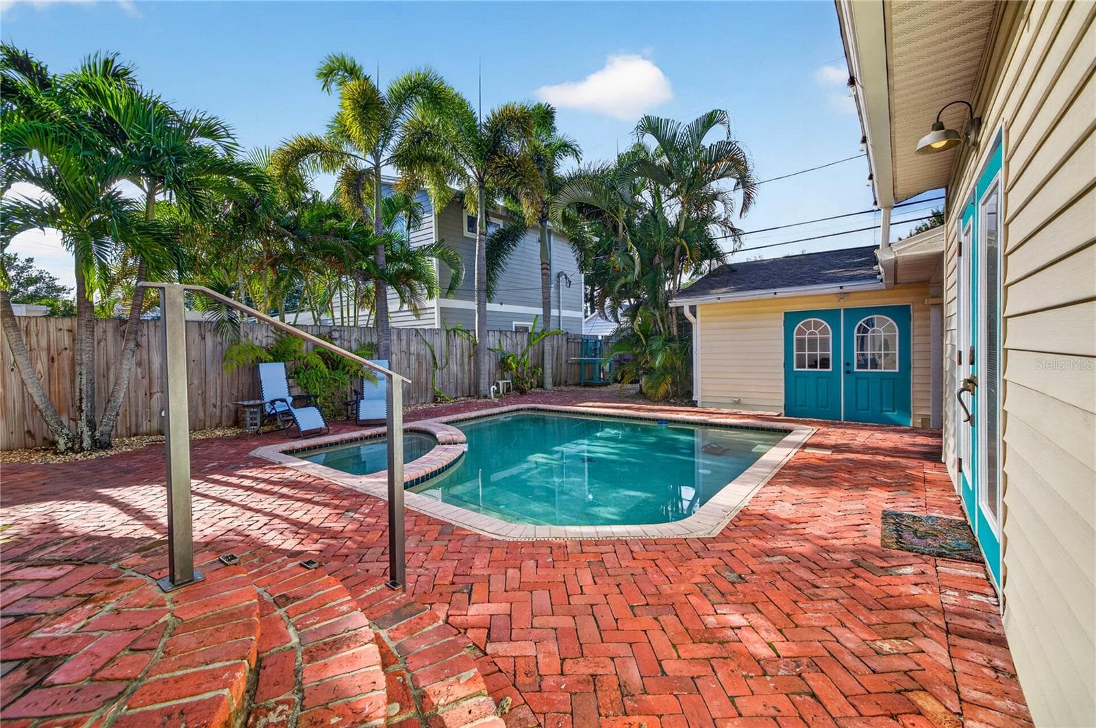 Backyard - 2545 2ND AVE N, ST PETERSBURG