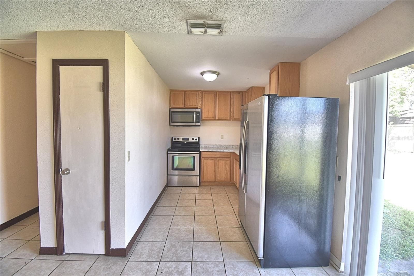 Single Family Residence at 2407 LILLY ST, LAKE WALES, photo 3 of 22