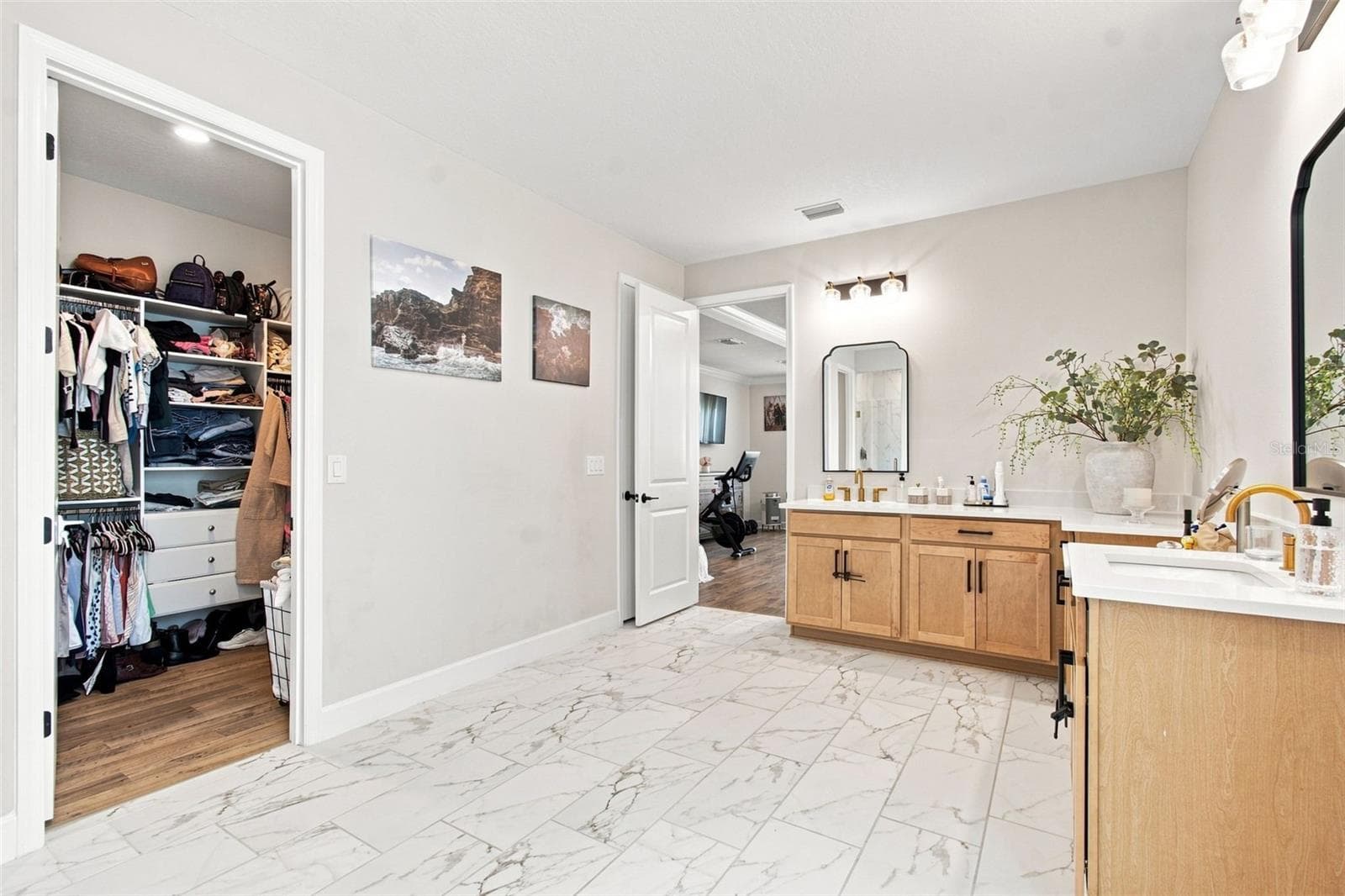 Single Family Residence at 33933 ANCHOR LIGHT LN, WESLEY CHAPEL, photo 51 of 99