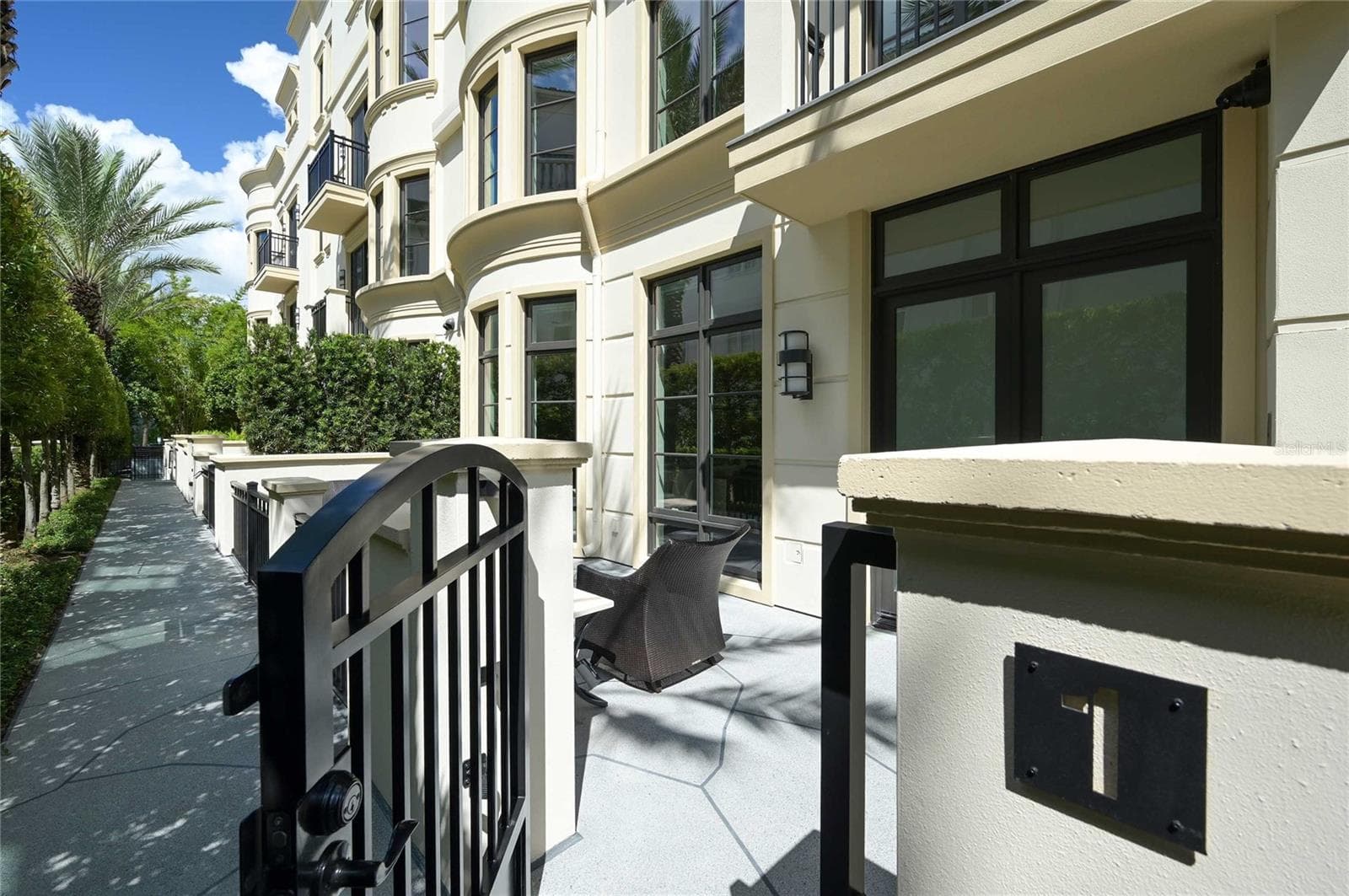 Townhouse at 125 S INTERLACHEN AVE #1, WINTER PARK, photo 12 of 79