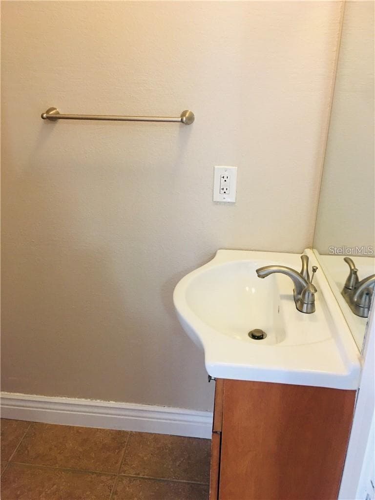 Townhouse at 442 HEMLOCK ST, ALTAMONTE SPRINGS, photo 8 of 13