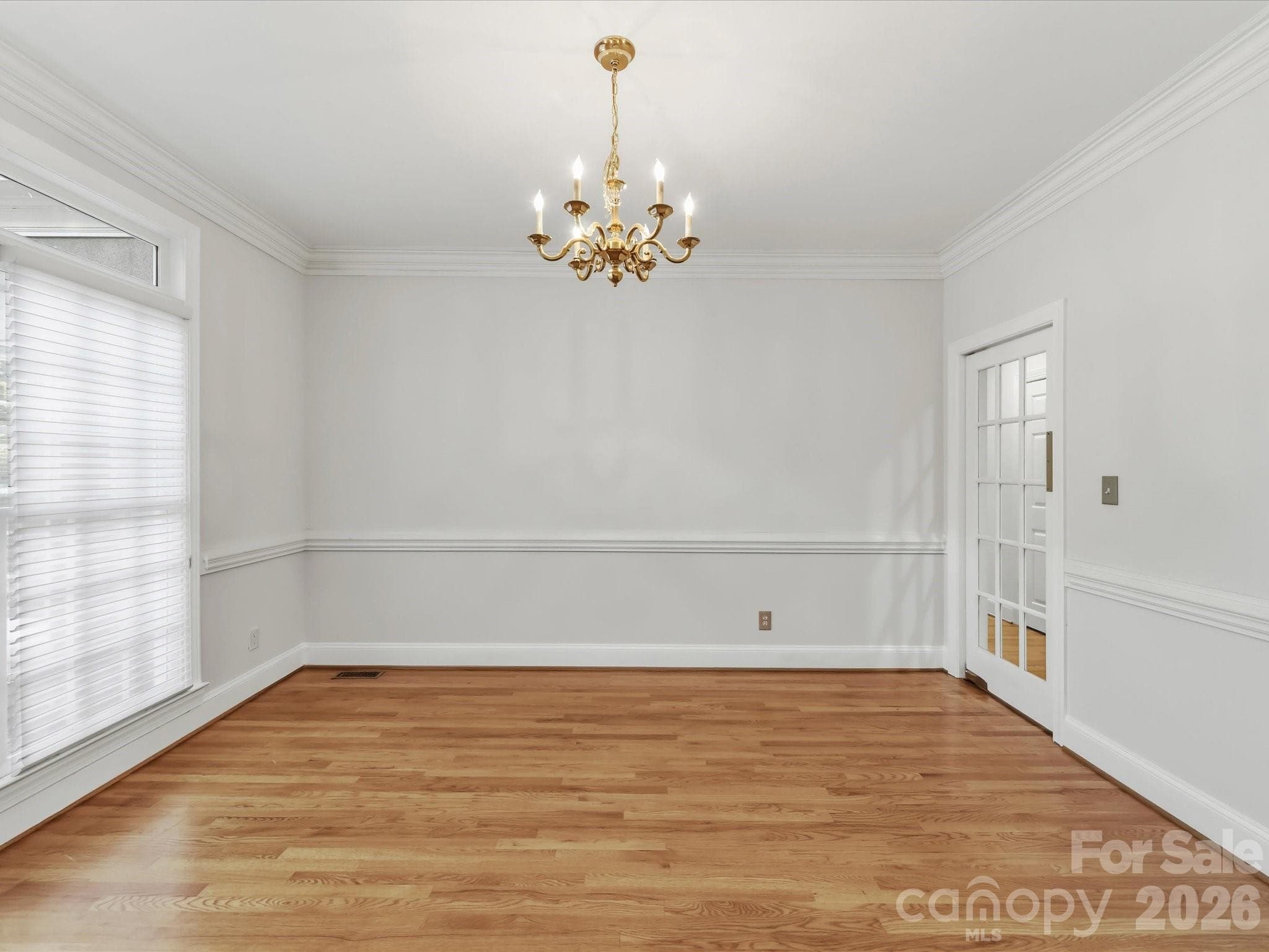 Single Family Residence at 10835 Alexander Mill Drive, Charlotte, photo 9 of 44
