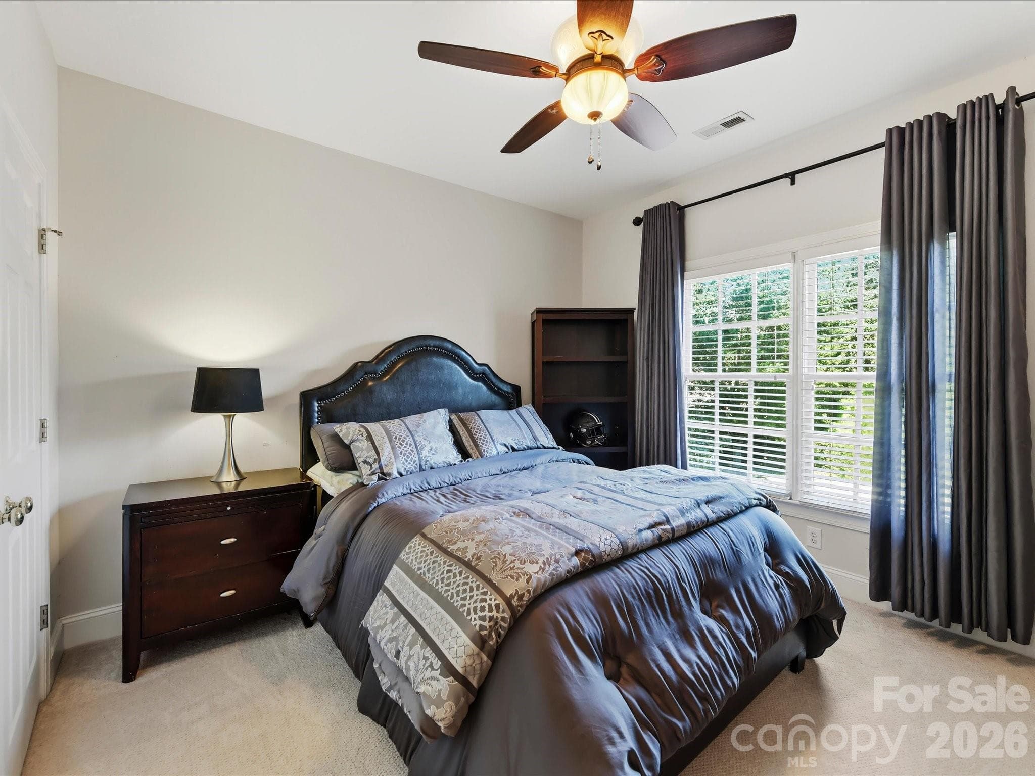 Single Family Residence at 10835 Alexander Mill Drive, Charlotte, photo 35 of 44