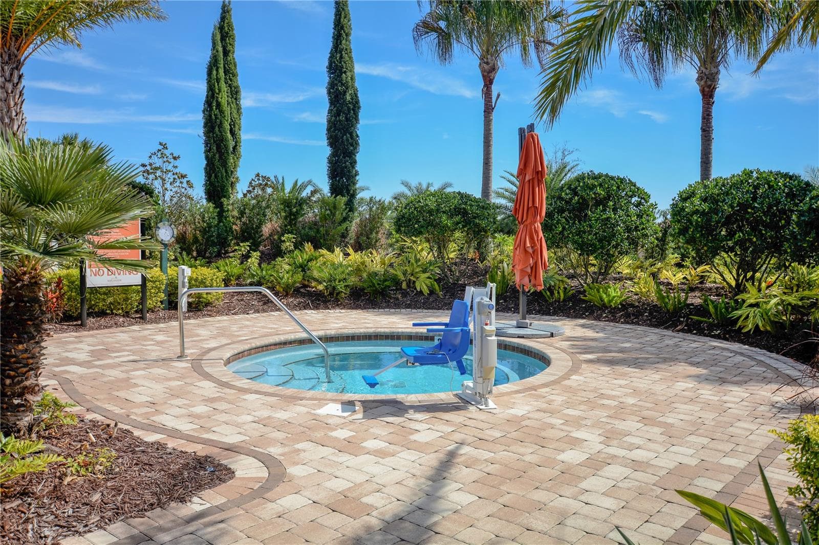Spa - 1279 ZEEK RIDGE ST, CLERMONT