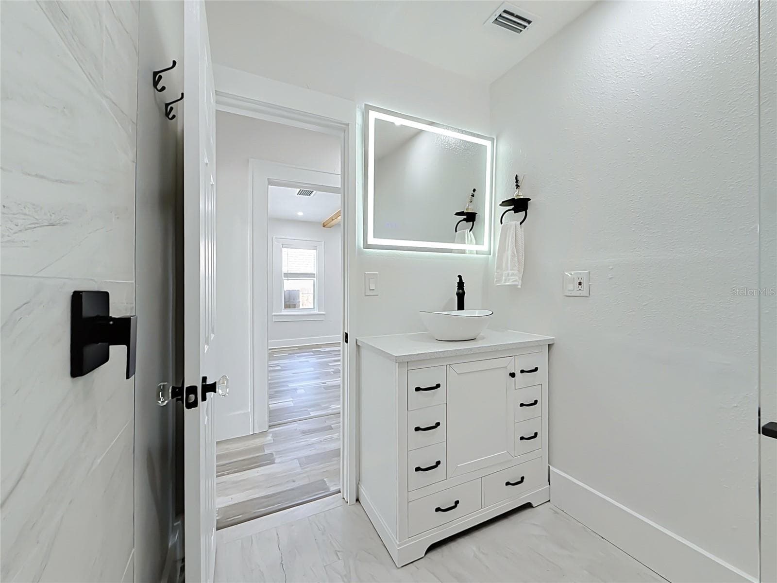 Single Family Residence at 1435 PRESCOTT ST S, ST PETERSBURG, photo 9 of 35