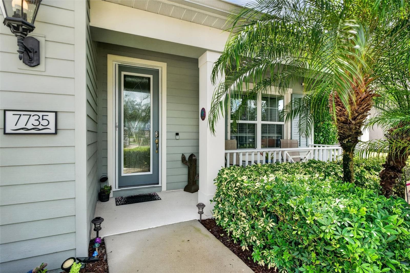 Single Family Residence at 7735 RIDGELAKE CIR, BRADENTON, photo 6 of 55