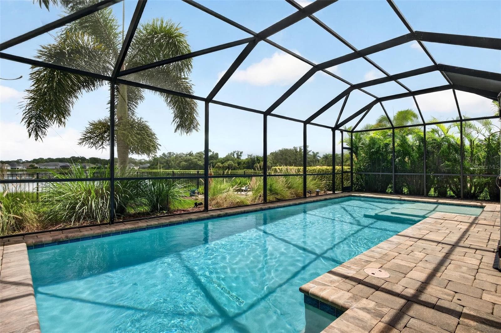 Single Family Residence at 7735 RIDGELAKE CIR, BRADENTON, photo 31 of 55