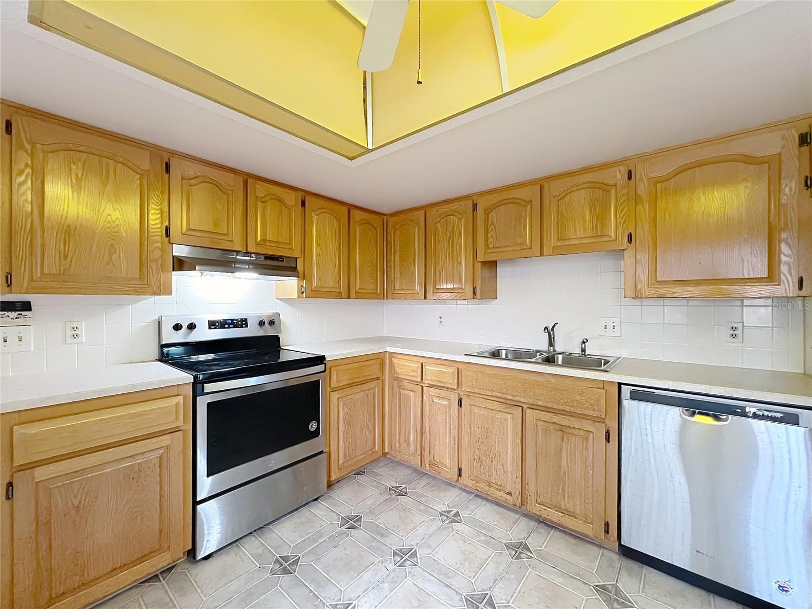 Townhouse at 250 RAINTREE DR, CASSELBERRY, photo 20 of 69