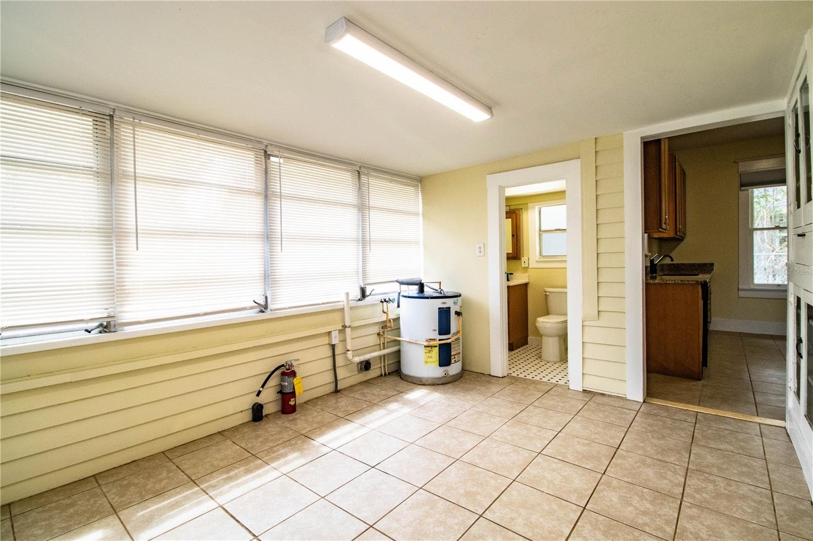 Single Family Residence at 412 E TILLMAN AVE, LAKE WALES, photo 33 of 41