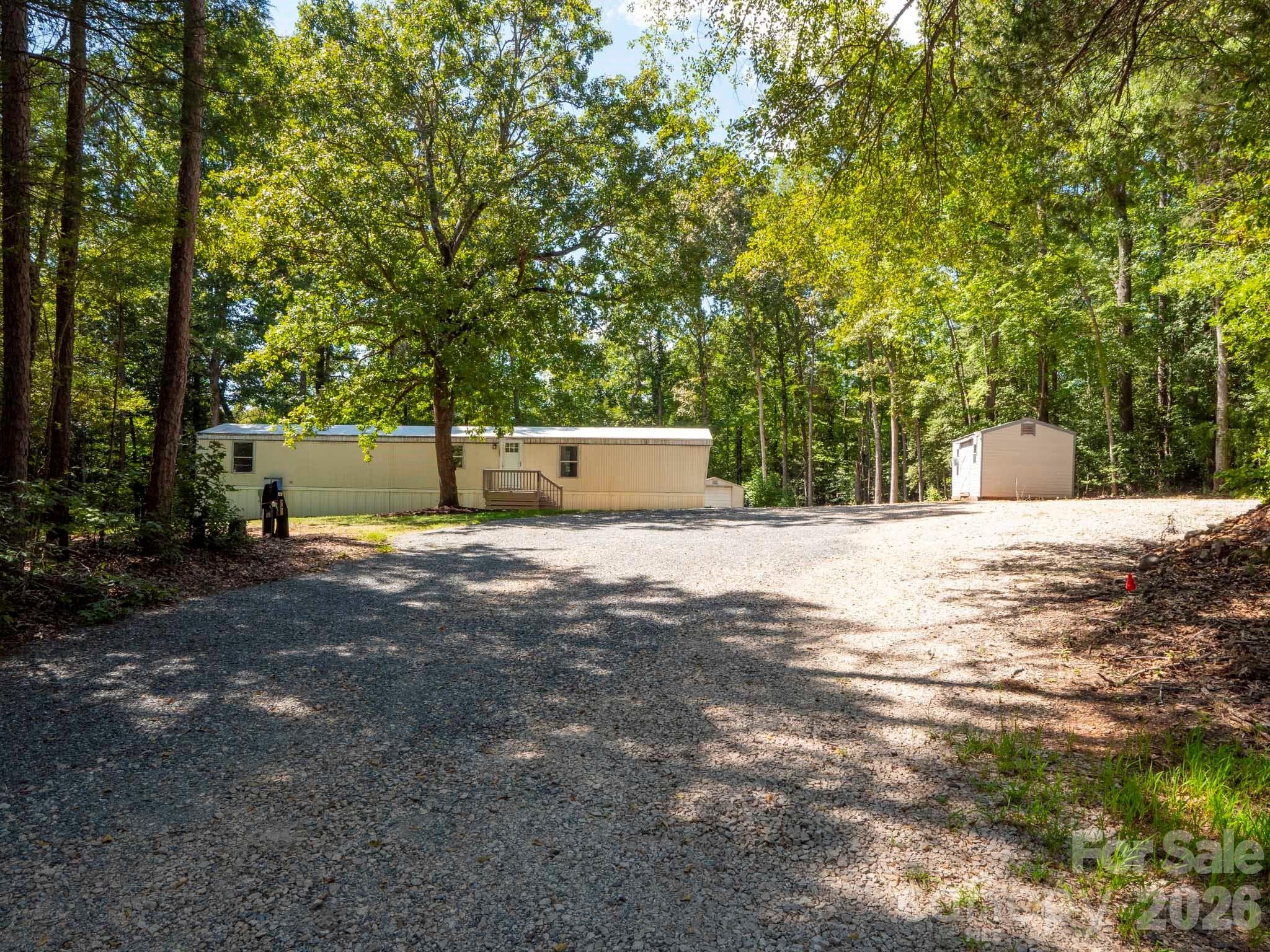 Single Family Residence at 6303 Griffin Road, Lancaster, photo 19 of 31