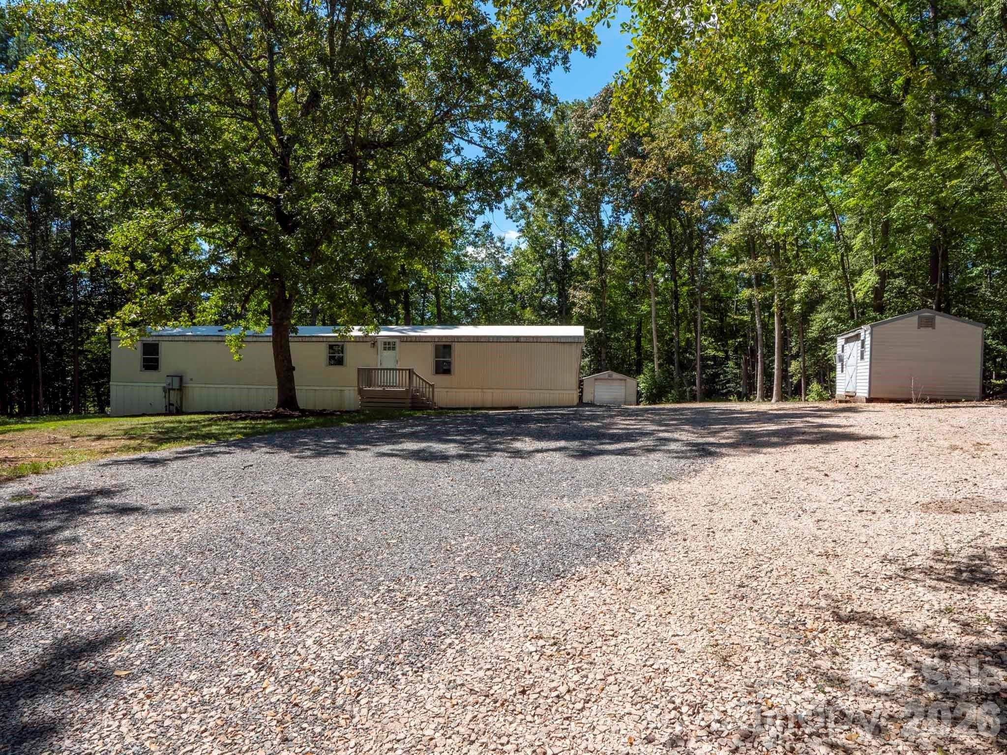 Single Family Residence at 6303 Griffin Road, Lancaster, photo 21 of 31