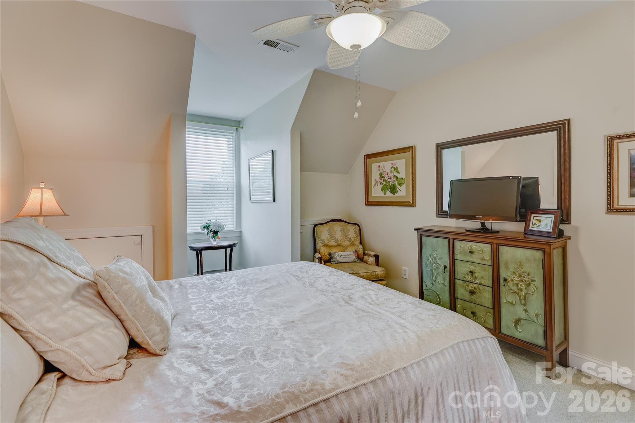 Guest bedroom 1 - 946 Lake Club Drive, Rock Hill